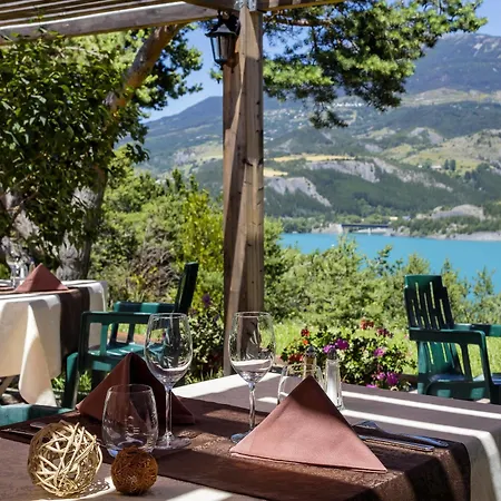 Hotell Logis Eden Savines